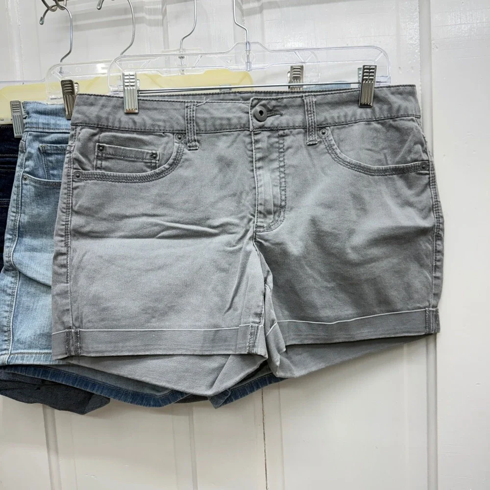 Lot of 6 Women's‎ 12 Shorts Denim Chino Yellow Grey Blue Assorted Bundle